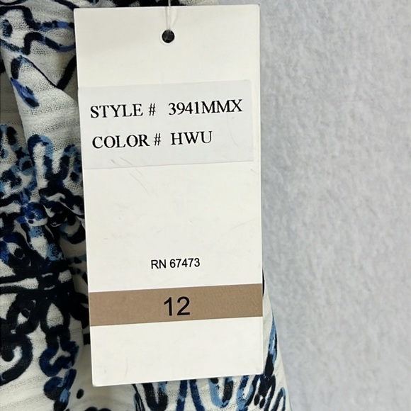 Taylor Women’s Maxi Sz 12 Blue/White  Smocked Elastic Back Polyester Boho NWT - Picture 10 of 12